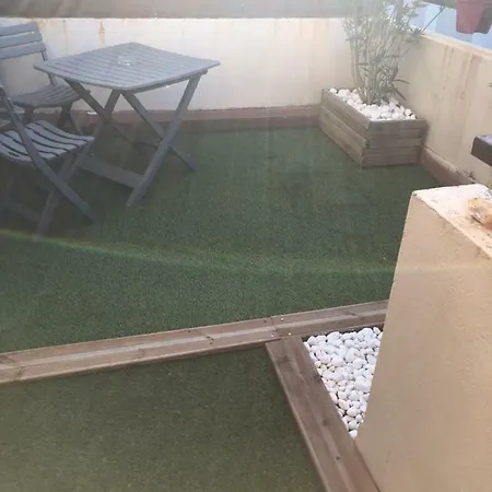 - Le Jardin Du Palais Oda ve Kahvaltı 2*